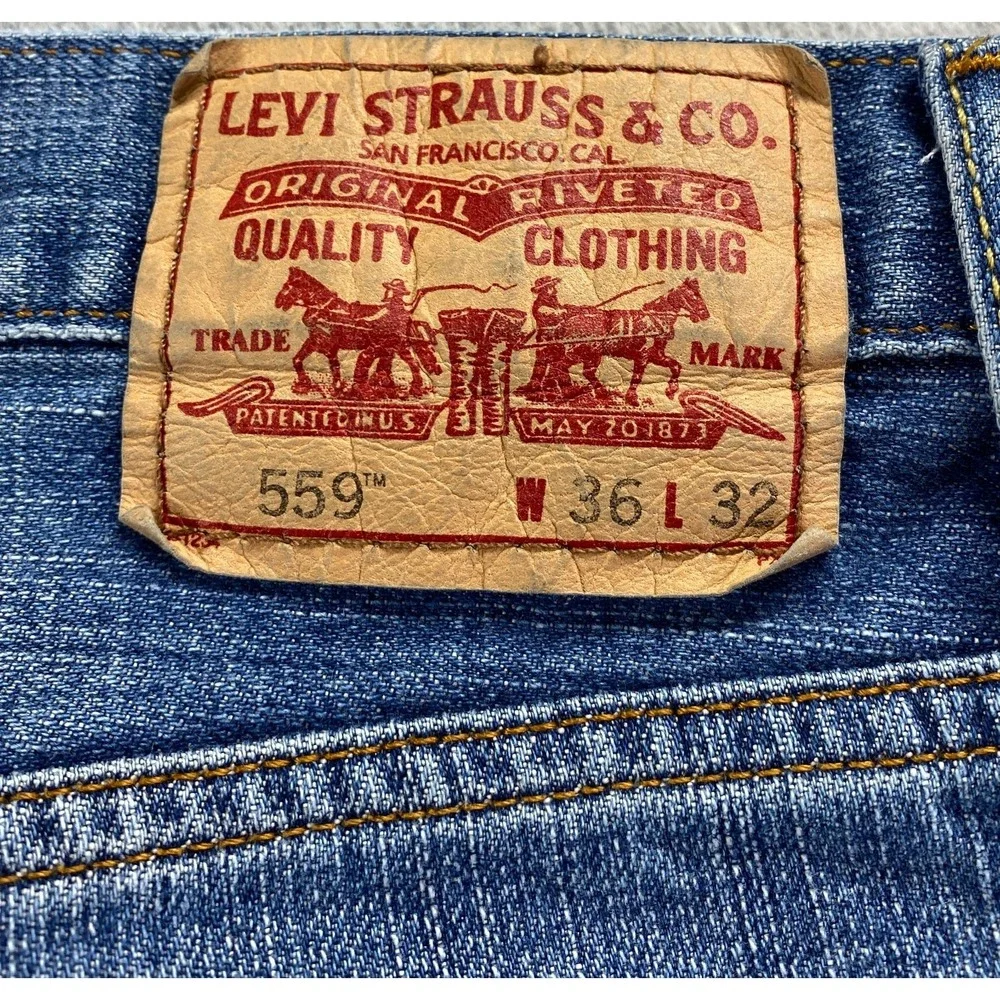 Levis 559 Relaxed Straight Jeans Mens 36x32 Blue Med Wash 100% Cotton Distressed